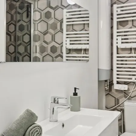 Bnbnook - Bright 1br By Louvre & Tuileries Gardens 아파트 파리