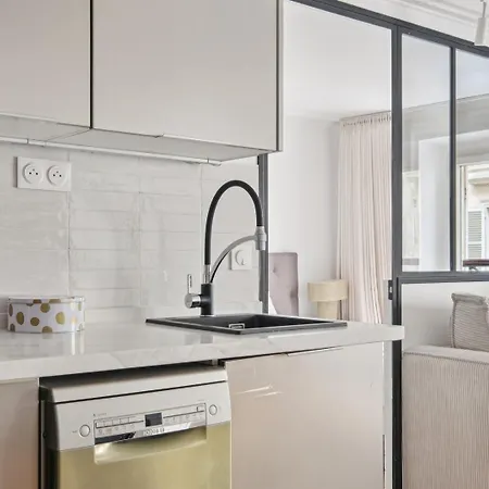 Bnbnook - Bright 1br By Louvre & Tuileries Gardens Paris