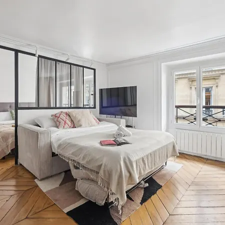 Apartment Bnbnook - Bright 1br By Louvre & Tuileries Gardens